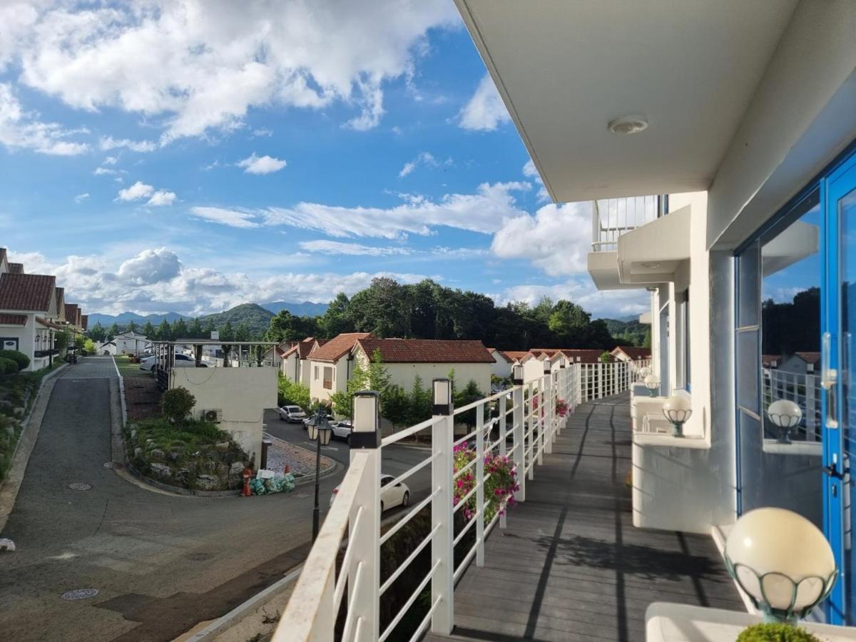 Damyang Thirasia Pension Exterior photo