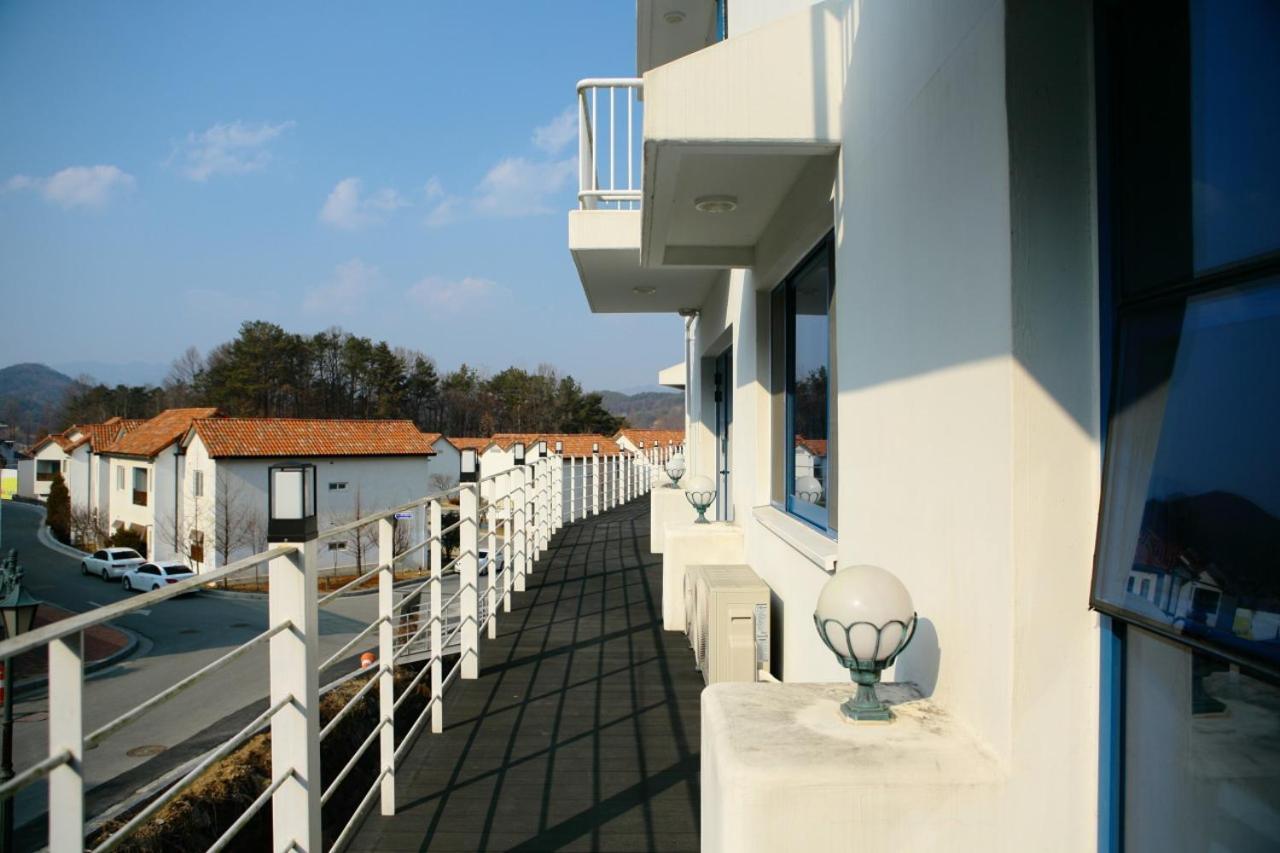 Damyang Thirasia Pension Exterior photo