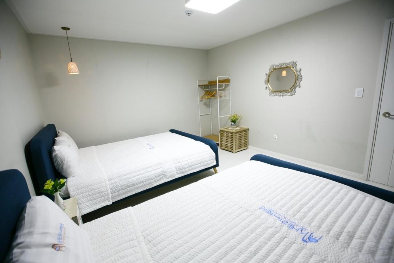 Damyang Thirasia Pension Exterior photo